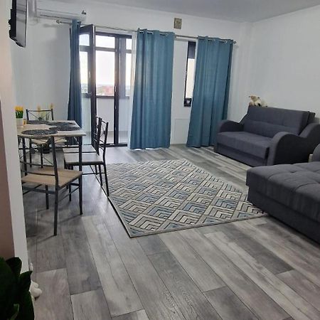 Studio Miru Agigea Bagian luar foto